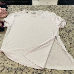 Gym Shark open side symmetrical tee